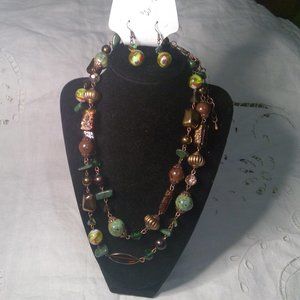 Image Copper Green Glass Beaded Necklace and Earring Set New